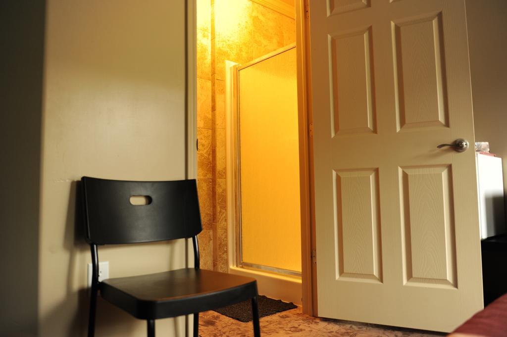 Camelot Inn At Honeyville Δωμάτιο φωτογραφία